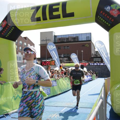 10.08.2025 - GEWOBA Citytriathlon Bremen H.Heesch http://msf.ph/oto/8539737 10.08.2025 15:29:08 Ziel 145, 222, 326, 349, 499 meine-sportfotos.de