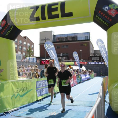 10.08.2025 - GEWOBA Citytriathlon Bremen H.Heesch http://msf.ph/oto/8539783 10.08.2025 15:35:09 Ziel 182, 259, 389, 402, 470 meine-sportfotos.de