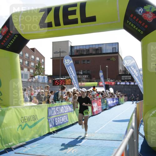 10.08.2025 - GEWOBA Citytriathlon Bremen H.Heesch http://msf.ph/oto/8539787 10.08.2025 15:35:29 Ziel 344, 416, 485 meine-sportfotos.de