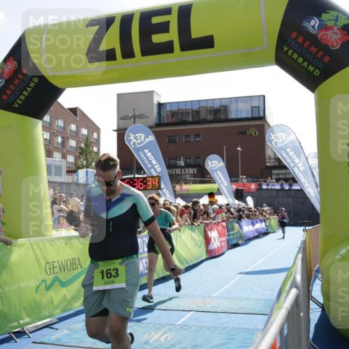 10.08.2025 - GEWOBA Citytriathlon Bremen H.Heesch http://msf.ph/oto/8539800 10.08.2025 15:36:33 Ziel 94, 163 meine-sportfotos.de