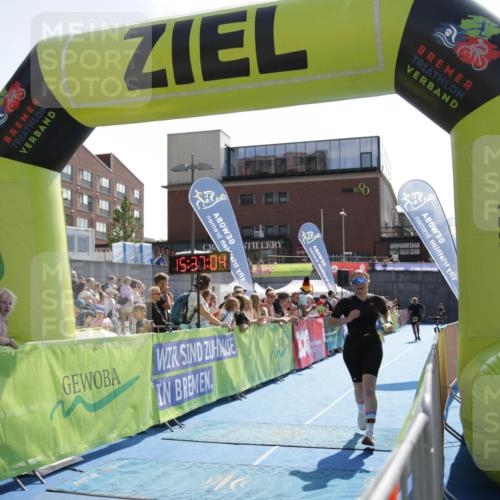 10.08.2025 - GEWOBA Citytriathlon Bremen H.Heesch http://msf.ph/oto/8539806 10.08.2025 15:37:03 Ziel 9, 212, 220, 359 meine-sportfotos.de