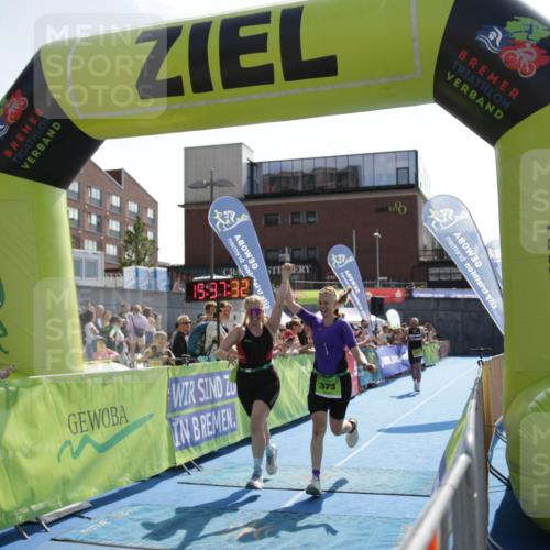 10.08.2025 - GEWOBA Citytriathlon Bremen H.Heesch http://msf.ph/oto/8539810 10.08.2025 15:37:31 Ziel 336, 342, 373, 374, 473 meine-sportfotos.de