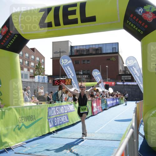 10.08.2025 - GEWOBA Citytriathlon Bremen H.Heesch http://msf.ph/oto/8539823 10.08.2025 15:39:21 Ziel 523 meine-sportfotos.de