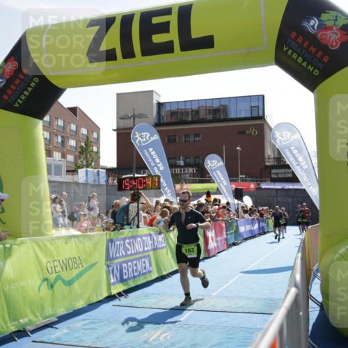 10.08.2025 - GEWOBA Citytriathlon Bremen H.Heesch http://msf.ph/oto/8539828 10.08.2025 15:40:40 Ziel 153, 316, 361, 509, 511 meine-sportfotos.de