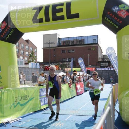 10.08.2025 - GEWOBA Citytriathlon Bremen H.Heesch http://msf.ph/oto/8539860 10.08.2025 15:44:37 Ziel 183, 331, 451 meine-sportfotos.de