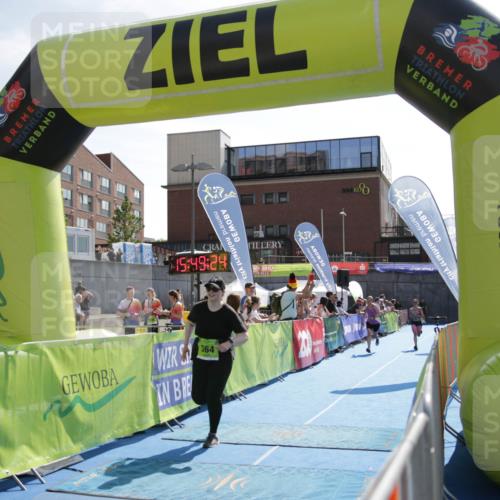 10.08.2025 - GEWOBA Citytriathlon Bremen H.Heesch http://msf.ph/oto/8539877 10.08.2025 15:49:23 Ziel 364 meine-sportfotos.de