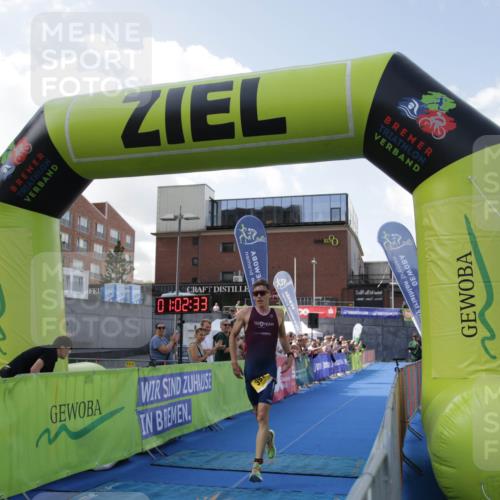 10.08.2025 - GEWOBA Citytriathlon Bremen H.Heesch http://msf.ph/oto/8539898 10.08.2025 11:06:10 Ziel 391 meine-sportfotos.de