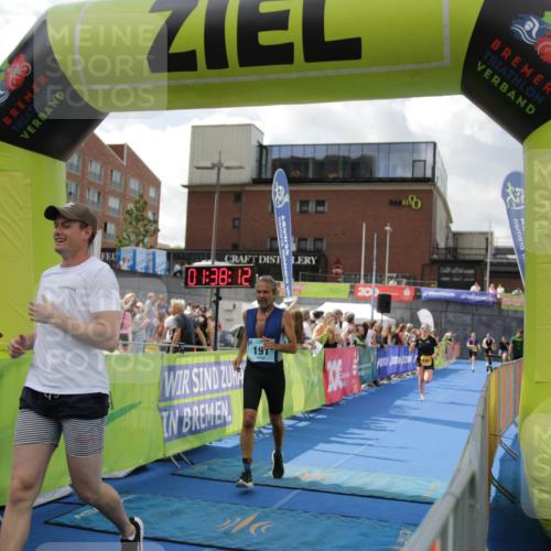 10.08.2025 - GEWOBA Citytriathlon Bremen H.Heesch http://msf.ph/oto/8540096 10.08.2025 11:41:49 Ziel 15, 189, 191, 197 meine-sportfotos.de