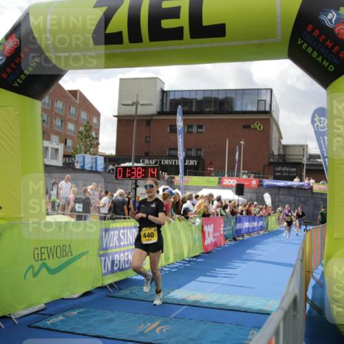 10.08.2025 - GEWOBA Citytriathlon Bremen H.Heesch http://msf.ph/oto/8540105 10.08.2025 11:41:52 Ziel 15, 189, 191, 197, 440 meine-sportfotos.de