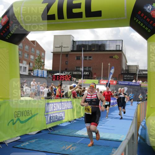 10.08.2025 - GEWOBA Citytriathlon Bremen H.Heesch http://msf.ph/oto/8540235 10.08.2025 11:42:39 Ziel 235, 447, 476 meine-sportfotos.de