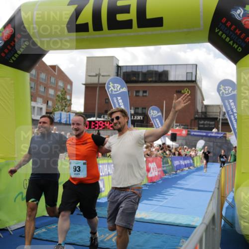 10.08.2025 - GEWOBA Citytriathlon Bremen H.Heesch http://msf.ph/oto/8540583 10.08.2025 11:43:19 Ziel 93, 169 meine-sportfotos.de