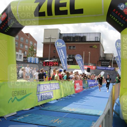 10.08.2025 - GEWOBA Citytriathlon Bremen H.Heesch http://msf.ph/oto/8540599 10.08.2025 11:43:21 Ziel 93, 169 meine-sportfotos.de