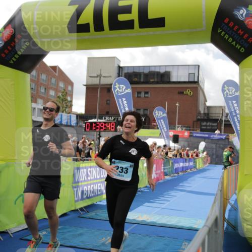 10.08.2025 - GEWOBA Citytriathlon Bremen H.Heesch http://msf.ph/oto/8540633 10.08.2025 11:43:25 Ziel 93, 233 meine-sportfotos.de