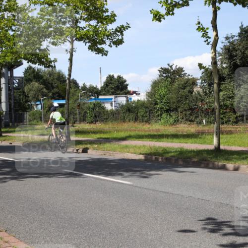 10.08.2025 - GEWOBA Citytriathlon Bremen Yannick Fuchs http://msf.ph/oto/8541465 10.08.2025 14:29:20 Radfahren 117, 188, 206, 212, 351, 365, 373, 389, 447, 487 meine-sportfotos.de