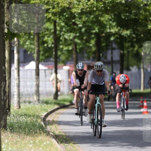 10.08.2025 - GEWOBA Citytriathlon Bremen Yannick Fuchs http://msf.ph/oto/8541528 10.08.2025 12:45:48 Radfahren 574, 651, 674, 685, 697, 748, 771, 812, 898, 928, 930, 939 meine-sportfotos.de