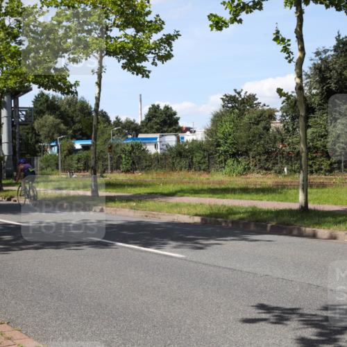 10.08.2025 - GEWOBA Citytriathlon Bremen Yannick Fuchs http://msf.ph/oto/8541553 10.08.2025 14:29:30 Radfahren 117, 179, 206, 212, 351, 365, 373, 389, 405, 466, 487, 517 meine-sportfotos.de
