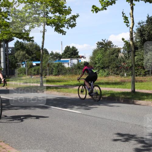 10.08.2025 - GEWOBA Citytriathlon Bremen Yannick Fuchs http://msf.ph/oto/8541764 10.08.2025 14:30:12 Radfahren 42, 66, 95, 112, 148, 149, 315, 337, 361, 374, 400, 402, 410, 429, 454 meine-sportfotos.de