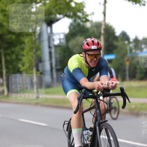 10.08.2025 - GEWOBA Citytriathlon Bremen Yannick Fuchs http://msf.ph/oto/8541884 10.08.2025 12:47:01 Radfahren 583, 622, 640, 659, 733, 760, 769, 799, 823, 875, 960, 968, 1020 meine-sportfotos.de