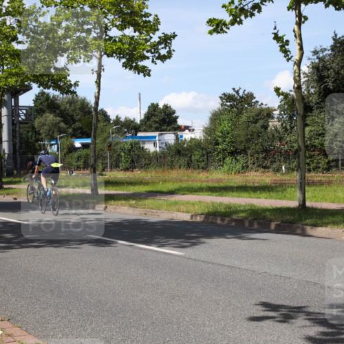 10.08.2025 - GEWOBA Citytriathlon Bremen Yannick Fuchs http://msf.ph/oto/8542571 10.08.2025 14:32:41 Radfahren 15, 82, 96, 118, 243, 393, 420, 435 meine-sportfotos.de