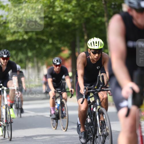 10.08.2025 - GEWOBA Citytriathlon Bremen Yannick Fuchs http://msf.ph/oto/8542600 10.08.2025 12:48:42 Radfahren 564, 578, 616, 621, 627, 630, 655, 657, 687, 717, 793, 839, 857, 876, 897, 932, 1026 meine-sportfotos.de