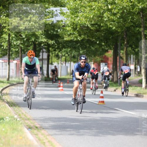 10.08.2025 - GEWOBA Citytriathlon Bremen Yannick Fuchs http://msf.ph/oto/8542693 10.08.2025 12:48:55 Radfahren 578, 616, 621, 627, 641, 649, 655, 657, 682, 687, 717, 788, 793, 857, 863, 897, 932, 950, 1010, 1027 meine-sportfotos.de