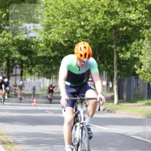 10.08.2025 - GEWOBA Citytriathlon Bremen Yannick Fuchs http://msf.ph/oto/8542707 10.08.2025 12:48:57 Radfahren 578, 621, 627, 641, 649, 655, 682, 788, 857, 863, 932, 950, 1010, 1027 meine-sportfotos.de
