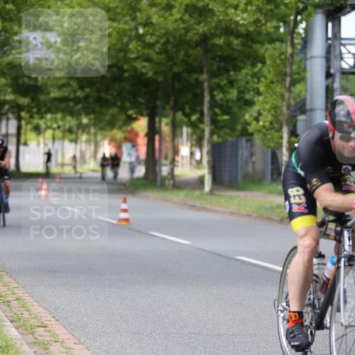 10.08.2025 - GEWOBA Citytriathlon Bremen Yannick Fuchs http://msf.ph/oto/8542828 10.08.2025 12:49:18 Radfahren 593, 774, 806, 840, 888, 942, 950, 1027 meine-sportfotos.de