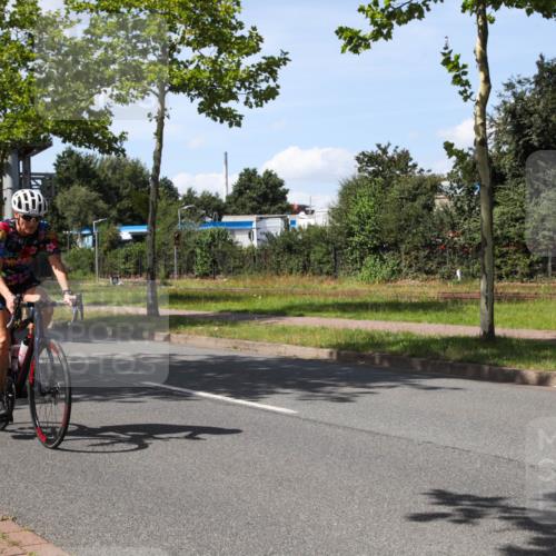 10.08.2025 - GEWOBA Citytriathlon Bremen Yannick Fuchs http://msf.ph/oto/8542903 10.08.2025 14:33:26 Radfahren 2, 74, 138, 207, 440, 518, 519 meine-sportfotos.de