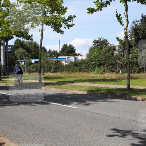 10.08.2025 - GEWOBA Citytriathlon Bremen Yannick Fuchs http://msf.ph/oto/8542966 10.08.2025 14:33:35 Radfahren 2, 25, 48, 74, 138, 440, 514, 518, 519 meine-sportfotos.de