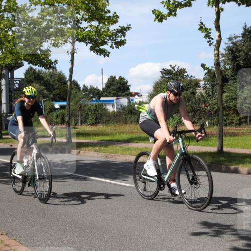 10.08.2025 - GEWOBA Citytriathlon Bremen Yannick Fuchs http://msf.ph/oto/8543271 10.08.2025 14:35:23 Radfahren 38, 43, 98, 108, 127, 133, 233, 264, 319, 398, 414 meine-sportfotos.de