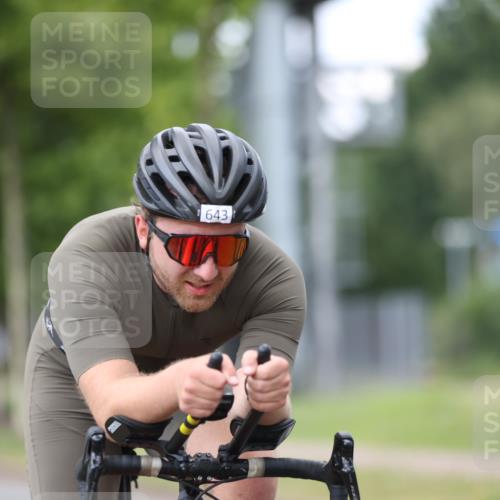 10.08.2025 - GEWOBA Citytriathlon Bremen Yannick Fuchs http://msf.ph/oto/8543285 10.08.2025 12:50:21 Radfahren 626, 643, 735, 752, 820, 824, 852, 867 meine-sportfotos.de
