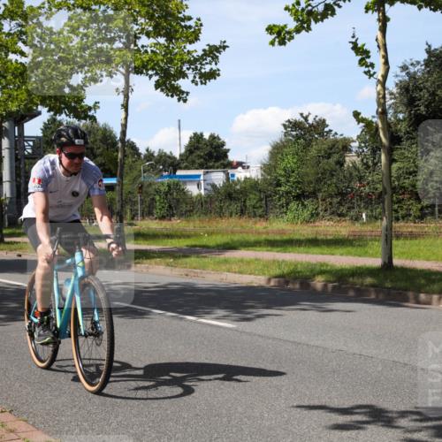 10.08.2025 - GEWOBA Citytriathlon Bremen Yannick Fuchs http://msf.ph/oto/8543346 10.08.2025 14:36:00 Radfahren 32, 64, 129, 173, 261, 395, 437, 452 meine-sportfotos.de