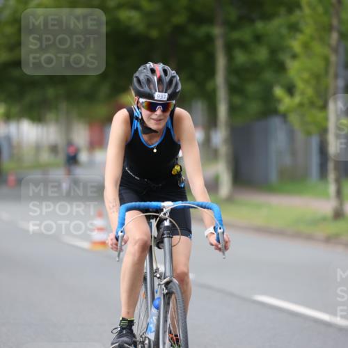 10.08.2025 - GEWOBA Citytriathlon Bremen Yannick Fuchs http://msf.ph/oto/8543434 10.08.2025 12:50:55 Radfahren 681, 776, 894, 937, 1016 meine-sportfotos.de