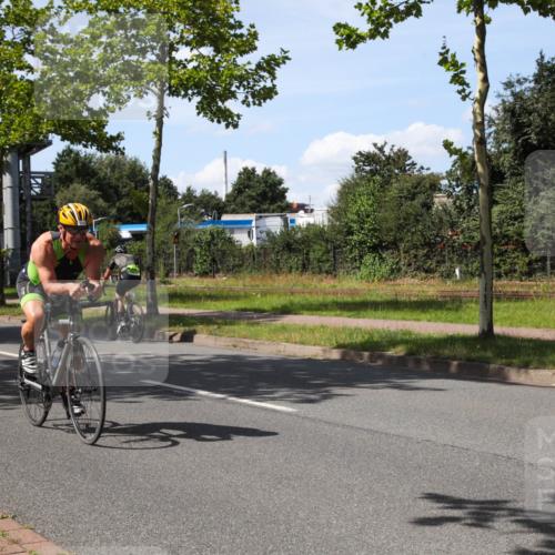 10.08.2025 - GEWOBA Citytriathlon Bremen Yannick Fuchs http://msf.ph/oto/8543448 10.08.2025 14:36:52 Radfahren 24, 41, 46, 106, 123, 136, 227, 239, 240, 263, 314, 521 meine-sportfotos.de