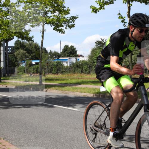 10.08.2025 - GEWOBA Citytriathlon Bremen Yannick Fuchs http://msf.ph/oto/8543551 10.08.2025 14:37:33 Radfahren 4, 58, 63, 116, 197, 254, 287, 290 meine-sportfotos.de