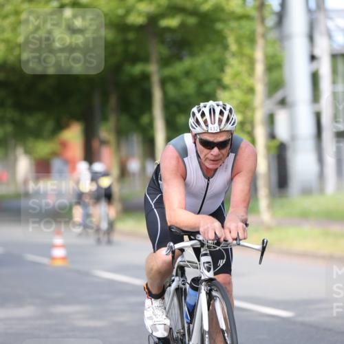 10.08.2025 - GEWOBA Citytriathlon Bremen Yannick Fuchs http://msf.ph/oto/8543559 10.08.2025 10:50:02 Radfahren 147, 406, 408, 432, 441 meine-sportfotos.de