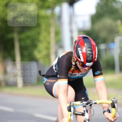 10.08.2025 - GEWOBA Citytriathlon Bremen Yannick Fuchs http://msf.ph/oto/8543587 10.08.2025 10:50:06 Radfahren 147, 406, 408, 426, 432, 441 meine-sportfotos.de