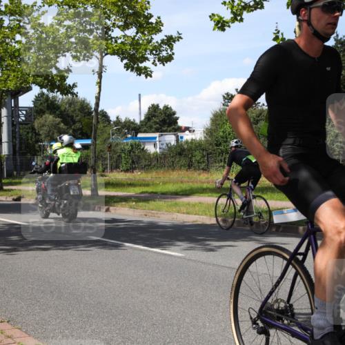 10.08.2025 - GEWOBA Citytriathlon Bremen Yannick Fuchs http://msf.ph/oto/8543679 10.08.2025 14:38:22 Radfahren 51, 54, 81, 152, 162, 295 meine-sportfotos.de