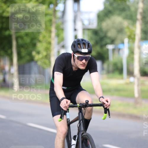 10.08.2025 - GEWOBA Citytriathlon Bremen Yannick Fuchs http://msf.ph/oto/8543683 10.08.2025 10:50:28 Radfahren 97, 161, 389, 409, 426, 428 meine-sportfotos.de