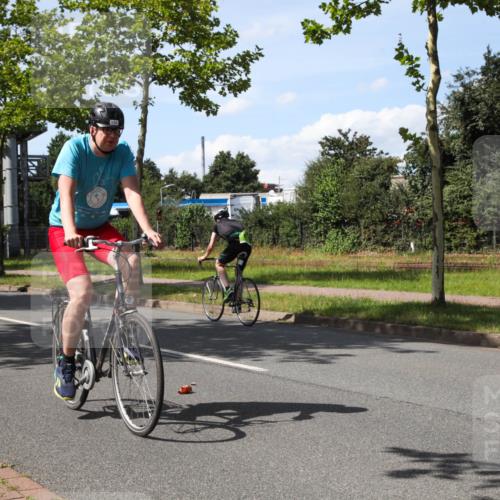 10.08.2025 - GEWOBA Citytriathlon Bremen Yannick Fuchs http://msf.ph/oto/8543755 10.08.2025 14:39:04 Radfahren 100, 130, 236, 354 meine-sportfotos.de