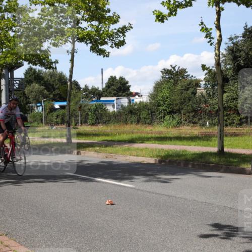 10.08.2025 - GEWOBA Citytriathlon Bremen Yannick Fuchs http://msf.ph/oto/8543838 10.08.2025 14:39:51 Radfahren 52, 69, 80, 90, 124, 139, 215, 217, 274 meine-sportfotos.de