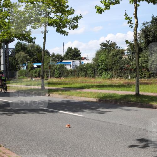 10.08.2025 - GEWOBA Citytriathlon Bremen Yannick Fuchs http://msf.ph/oto/8543868 10.08.2025 14:40:06 Radfahren 52, 59, 69, 139, 225, 274 meine-sportfotos.de