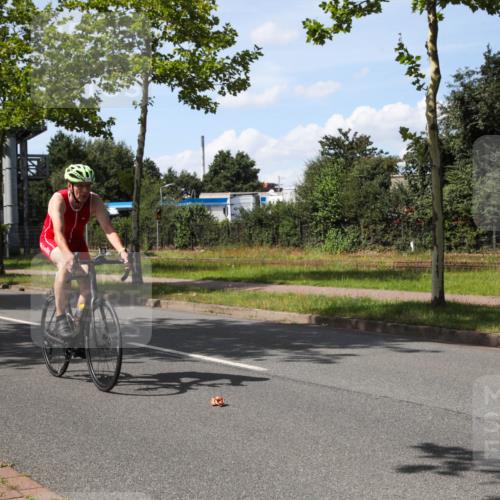 10.08.2025 - GEWOBA Citytriathlon Bremen Yannick Fuchs http://msf.ph/oto/8543905 10.08.2025 14:40:31 Radfahren 29, 47, 131, 186, 242, 258, 289, 297, 529 meine-sportfotos.de