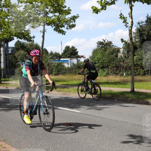 10.08.2025 - GEWOBA Citytriathlon Bremen Yannick Fuchs http://msf.ph/oto/8544030 10.08.2025 14:41:47 Radfahren 209, 213, 262, 306, 317, 343, 478, 480, 513 meine-sportfotos.de