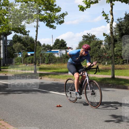 10.08.2025 - GEWOBA Citytriathlon Bremen Yannick Fuchs http://msf.ph/oto/8544138 10.08.2025 14:43:04 Radfahren 67, 180, 205, 436, 446, 474 meine-sportfotos.de