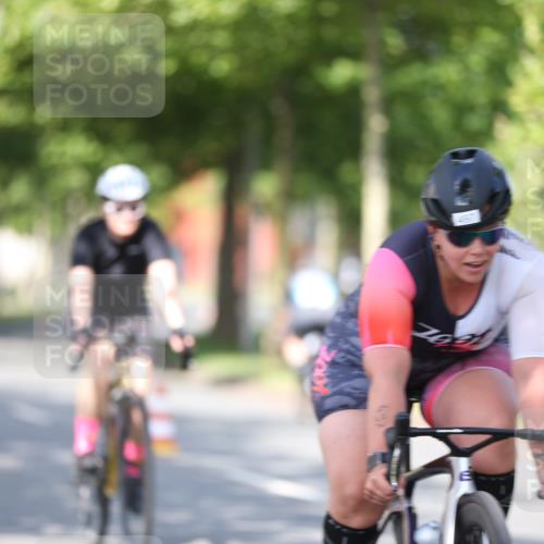 10.08.2025 - GEWOBA Citytriathlon Bremen Yannick Fuchs http://msf.ph/oto/8544178 10.08.2025 10:56:13 Radfahren 69, 99, 115, 119, 401, 429, 464, 466, 485, 497 meine-sportfotos.de