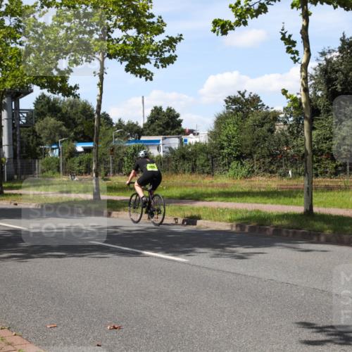 10.08.2025 - GEWOBA Citytriathlon Bremen Yannick Fuchs http://msf.ph/oto/8544211 10.08.2025 14:47:48 Radfahren 331, 382, 418, 467, 483 meine-sportfotos.de