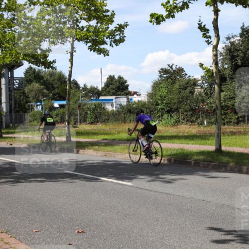 10.08.2025 - GEWOBA Citytriathlon Bremen Yannick Fuchs http://msf.ph/oto/8544214 10.08.2025 14:47:49 Radfahren 331, 382, 418, 467, 483 meine-sportfotos.de
