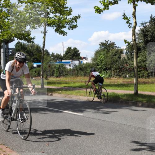 10.08.2025 - GEWOBA Citytriathlon Bremen Yannick Fuchs http://msf.ph/oto/8544235 10.08.2025 14:48:08 Radfahren 22, 196, 331, 350, 447 meine-sportfotos.de
