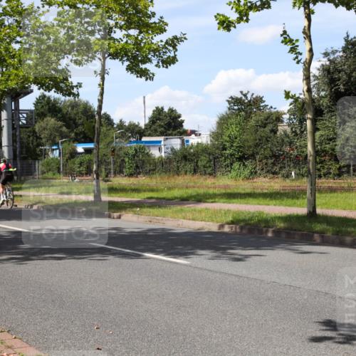 10.08.2025 - GEWOBA Citytriathlon Bremen Yannick Fuchs http://msf.ph/oto/8544254 10.08.2025 14:48:23 Radfahren 189, 196, 457 meine-sportfotos.de